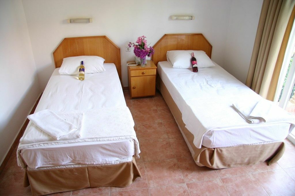 Hibiscus Apartments Мармарис Екстериор снимка